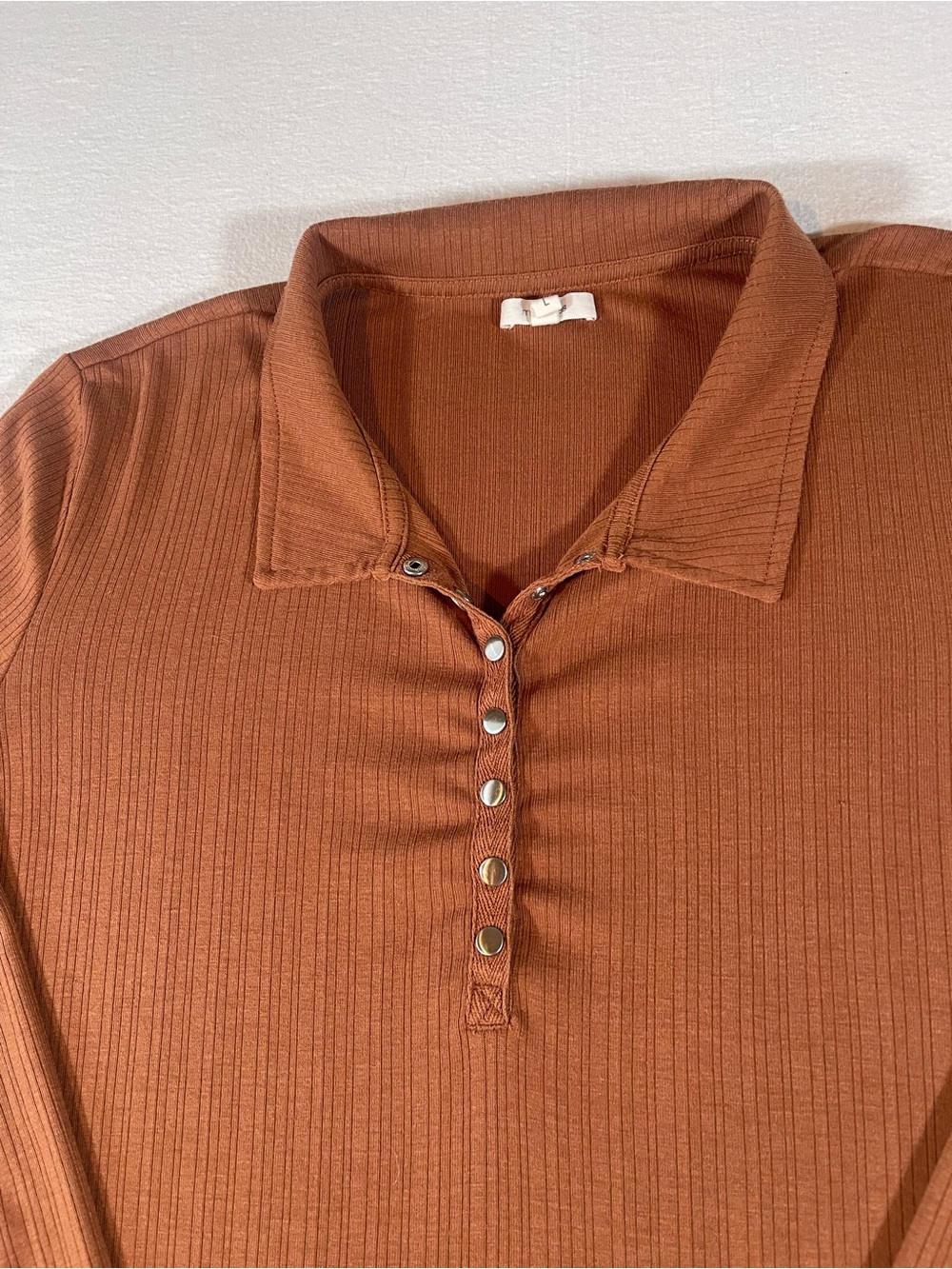 Maurices Rust Long-Sleeve Ribbed Collared Shirt with Snaps Women’s Large - Picture 2 of 11